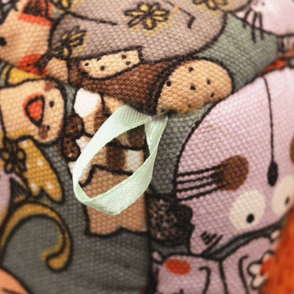 KAMEIOU Warm Cartoon Small Animal Hideout Bed for Hamsters, Hedgehogs, Chinchillas