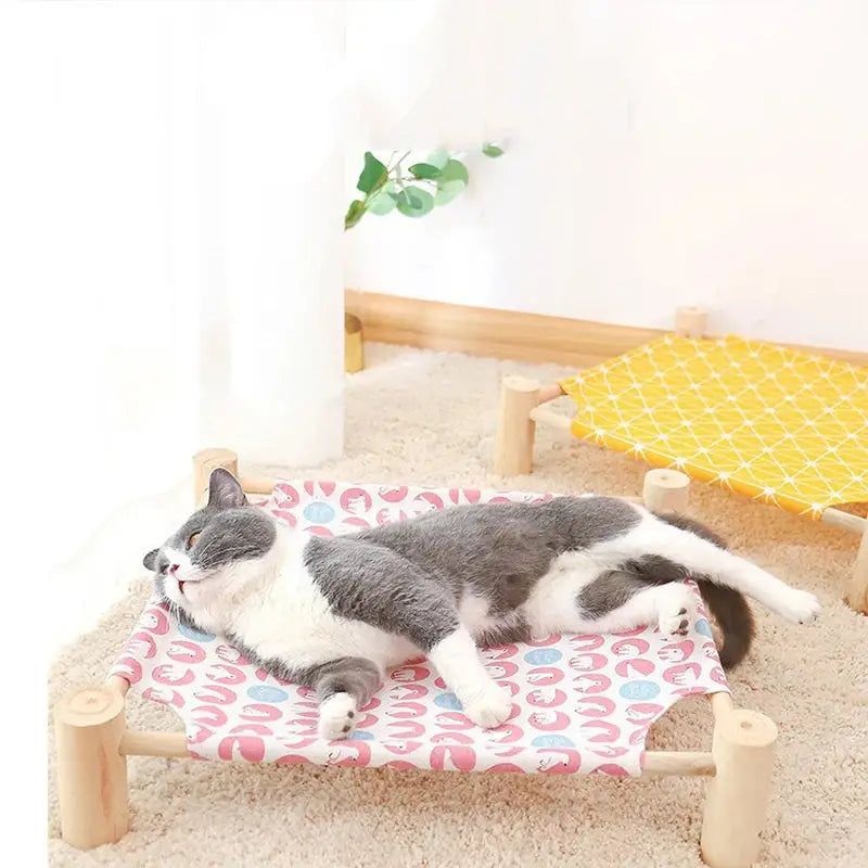 Elevated Pet Marching Bed with Removable Breathable Mat for Dogs & Cats