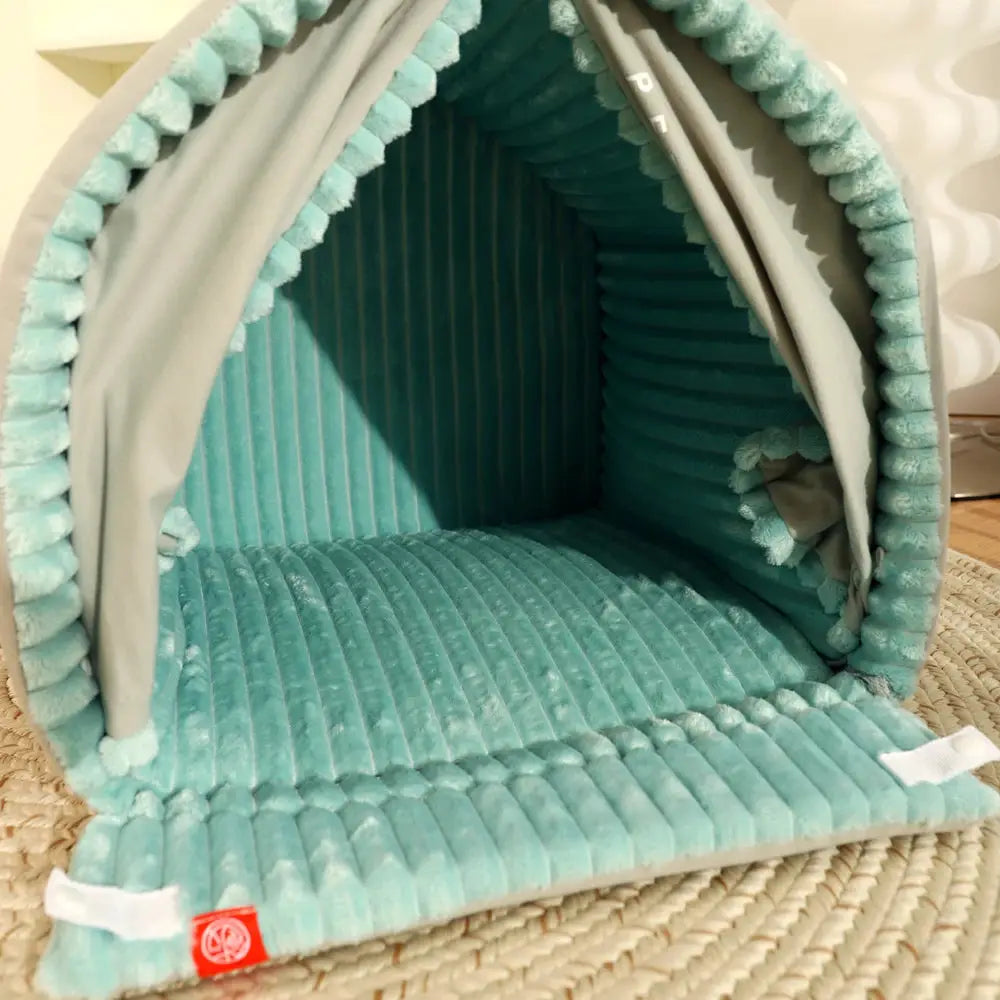 HOOPET Cozy Outdoor Pet House: Windproof, Warm, Portable Dog Cat Tent Kennel